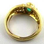 Prsten se smaragdem a 28 prodnmi diamanty 1,10 