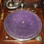 Velký gramofon - automat - Limania Electra