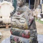 Dřevěná asijská socha