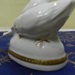 Bílá zlacená soška ptáèkù - Merklín