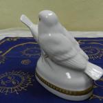 Bílá zlacená soška ptáèkù - Merklín