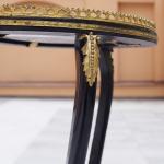 Odkládací stolek, dřevo, mramor, bronzové apliky, Francie 1890