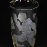 Ladislav Pøenosil - váza z rytého skla
