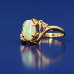 Au 750/1000/3,70 g, brilliant cut diamonds, opal