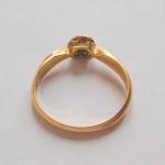 Zlat prsten s briliantem