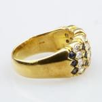 Zlatý prsten s diamanty a safíry