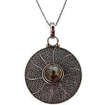 Stříbrný designový šperk s labradoritem ”slunce”