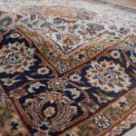 Indický ručně vázaný koberec Laver