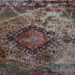 Velurový hedvábný koberec s certifikátem 182 X 105