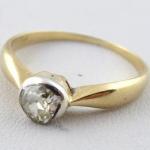 Zlatý prsten s briliantem 0,35 ct
