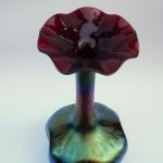 Secesní skleněná váza