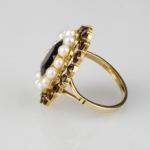 Zlat prsten s granty a perlikami