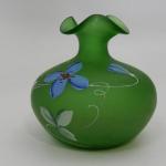 Secesní matovaná zelená váza - Čechy