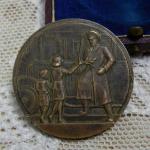 Bronzov medaile s krabikou 