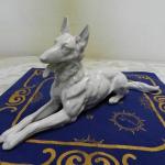 Bílá porcelánová soška, pes - Horní Slavkov