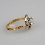 Zlat prsten s diamanty