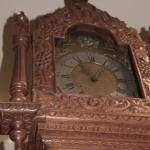 Ciferník starožitných hodin