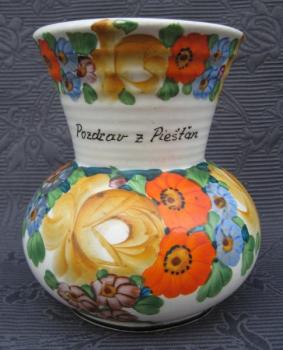 Váza -  Pozdrav z Piešťan , zn. Kamenický z Klenčí