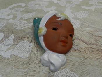 Keramická maska Děvčátko