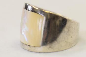 Prsten støíbrný hladký s vsazenou perletí