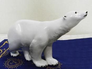Lední medvìd Royal Dux Czechoslovakia
