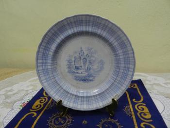 Modrý dekorační talíř, Anglie