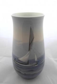 Váza s plachetnicí na moøi - Bing & Grondahl, Kope