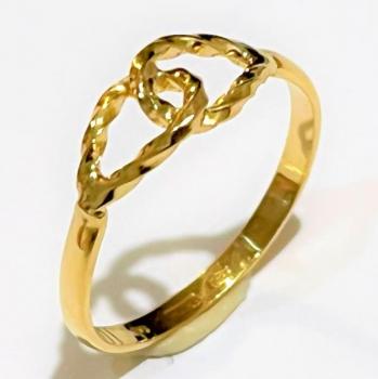 Zlatý dámský prsten - 18 karátů