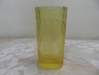 Žlutá reliéfní váza - Václav Hanuš, Desná