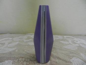 Fialová váza s pruhy, brusel - J. Marek, Royal Dux
