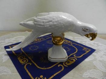 Vt zlacen porcelnov papouek - Royal Dux
