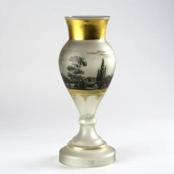 Biedermeierová váza