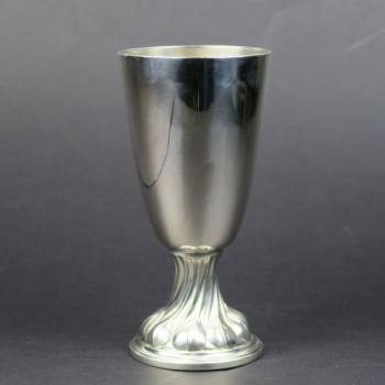 Stříbrný pohár