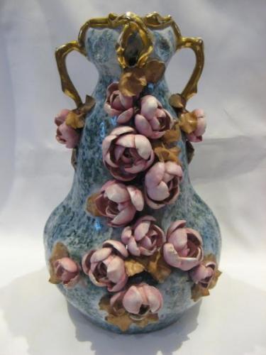 Amphora, Váza s růžemi