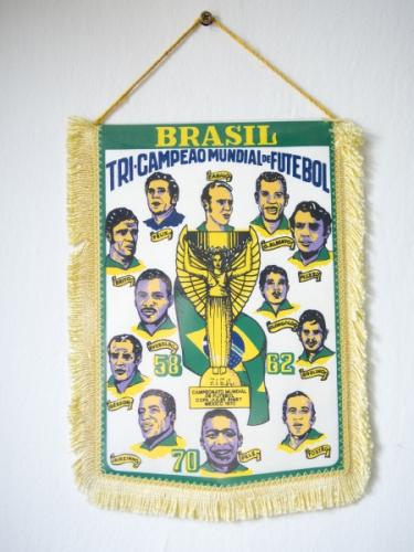Vlajeka s legendami brazilskho fotbalu
