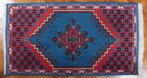 Tuniský koberec s geometrickým vzorem 155 X 81 cm
