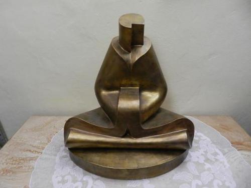Autorská plastika, sedící Budha