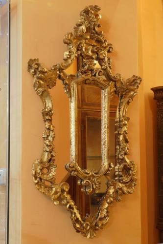 Zrcadlo ve vyřezávaném dřevěném rámu, zlaceno, Francie 1850