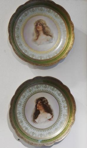 Párové talíře s portrétem dívky