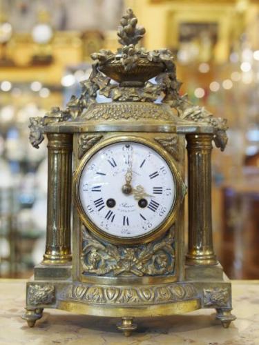 Stoln hodiny, zlacen bronz, emailov cifernk, plov stroj, Itlie 1900
