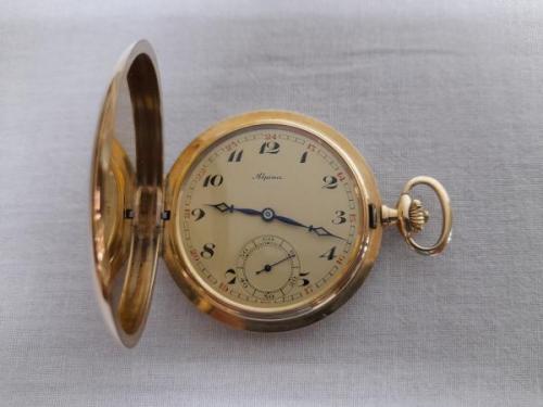 Zlaté starožitné kapesní hodinky Alpina
