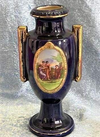 Porcelánová váza -  motiv Tøi grácie