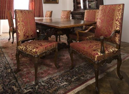 Komplet 6+2 jídelních židlí Ludvík XV řezbované