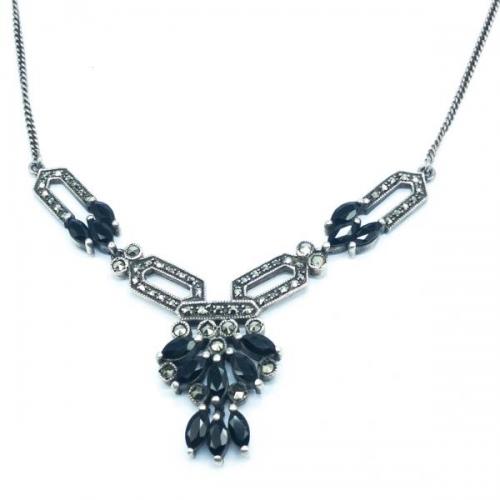 Støíbrný náhrdelník s markazity a onyxy