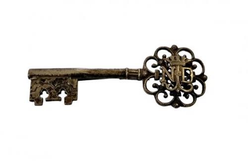 Brož - zdobený  královský klíč