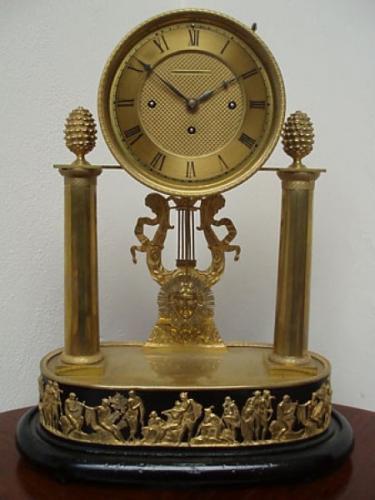 Stolní hodiny Biedermeier, mosaz pozlacená, 1840