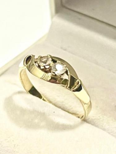 Zlatý dámský prsten - 14 karátů punc Čejka