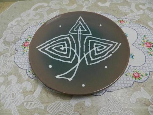 Větší keramický talíř - Keralit, Krásná Jizba