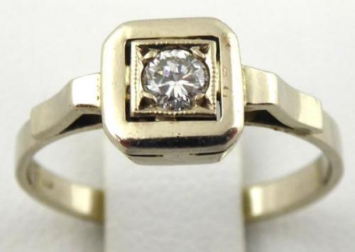 Bílý zlatý prstýnek s přírodním diamantem